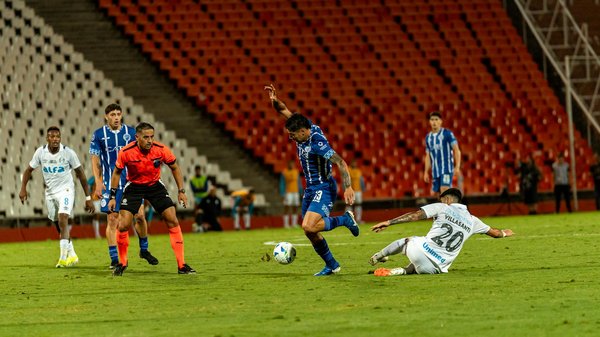 How Can UK Women Redefine Fashion Trends?